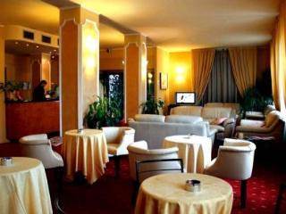 Club Z Hotel Kyrenia  Ngoại thất bức ảnh