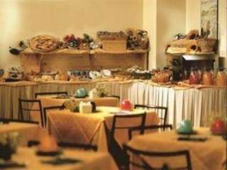 Club Z Hotel Kyrenia  Ngoại thất bức ảnh